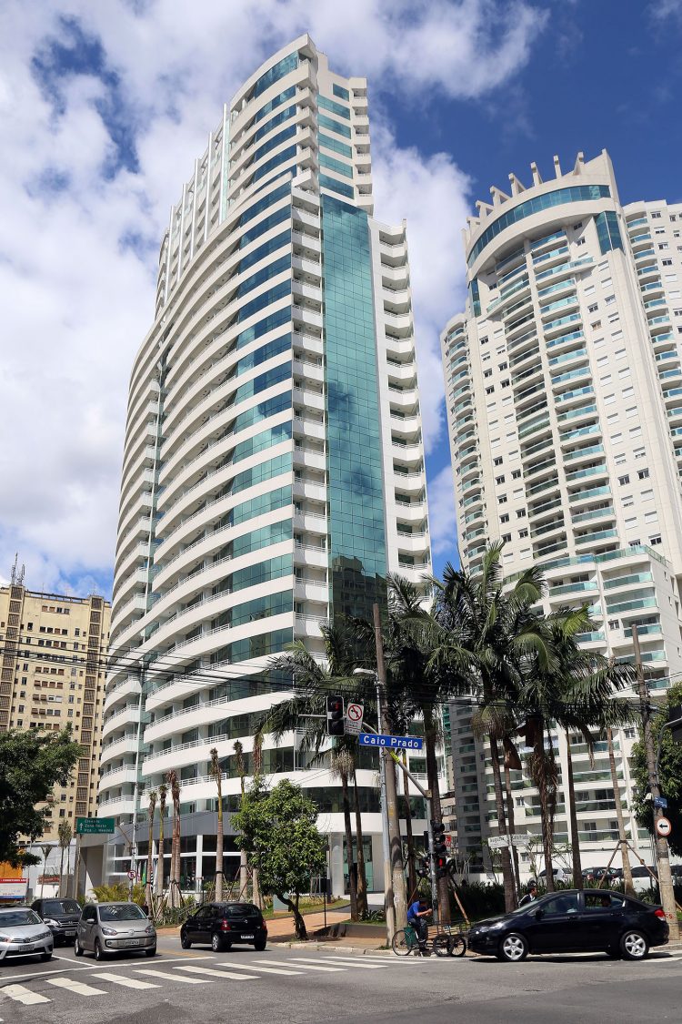 os dois predios: residencial e comercial do ca'd'oro