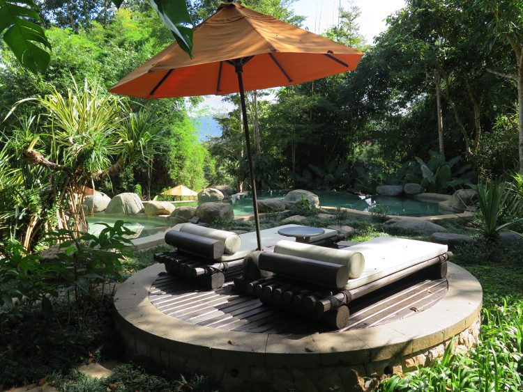 piscina_four_seasons_tented_camp-chiang_rai_tailandia-hotelnews_traveller