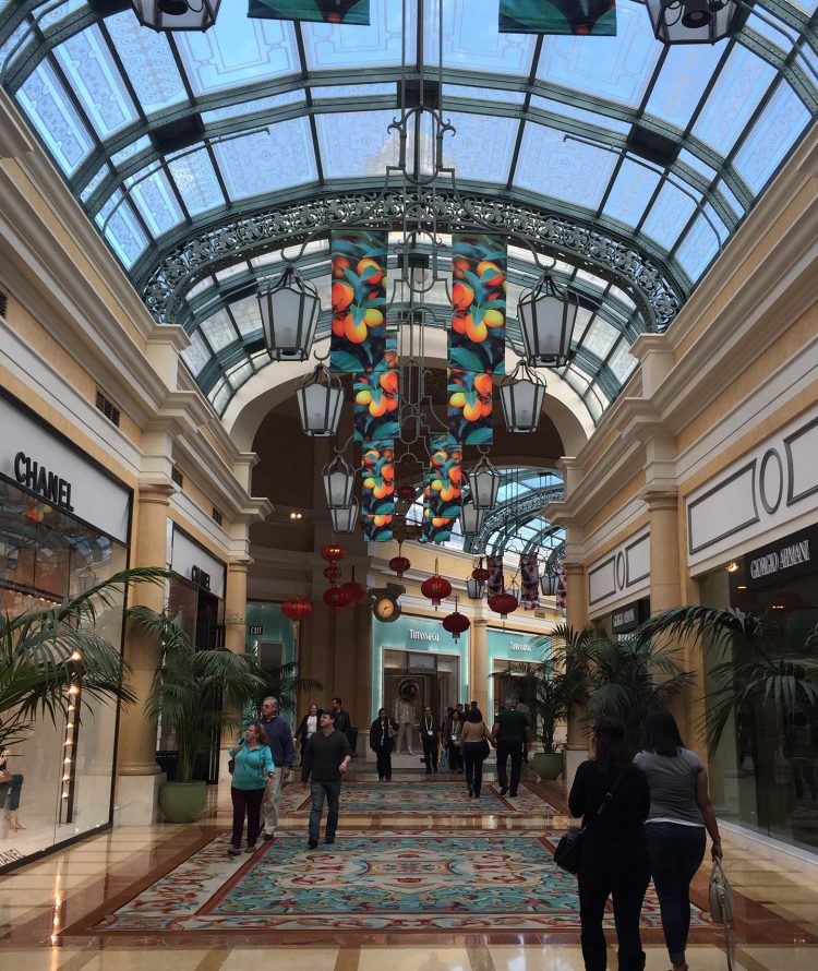 shopping via bellagio