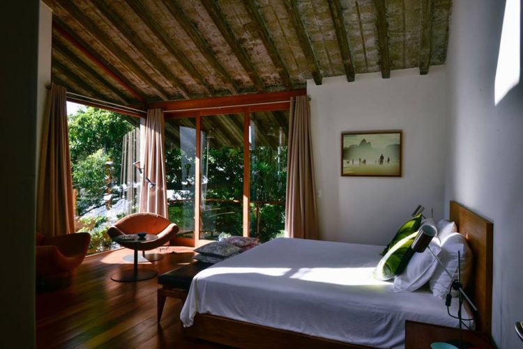 Quarto do Chez Georges no Rio de Janeiro