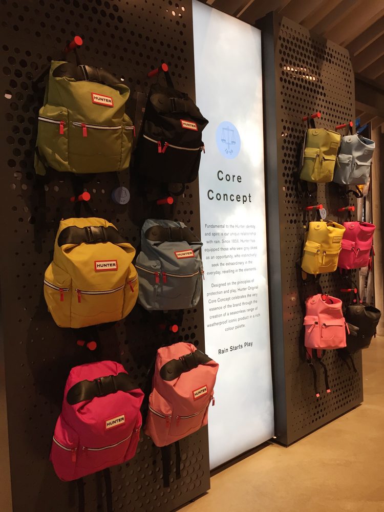 Mochilas na loja da Hunter em Londres
