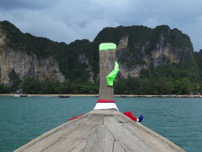 Long tail boat