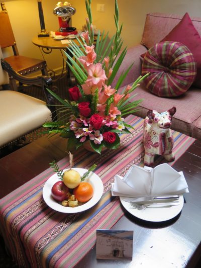 Frutas e flores de boas vindas no Belmond Monasterio