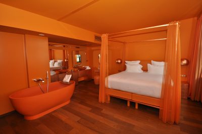 Designer Sunset Suite toda na cor laranja
