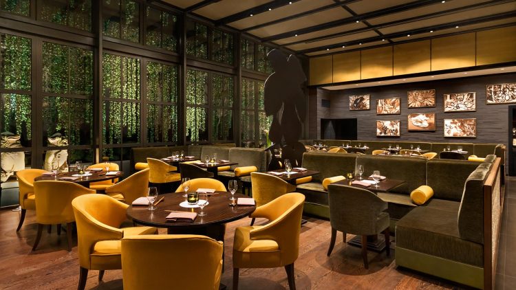 restaurante Sra.Bua by Tim Raue