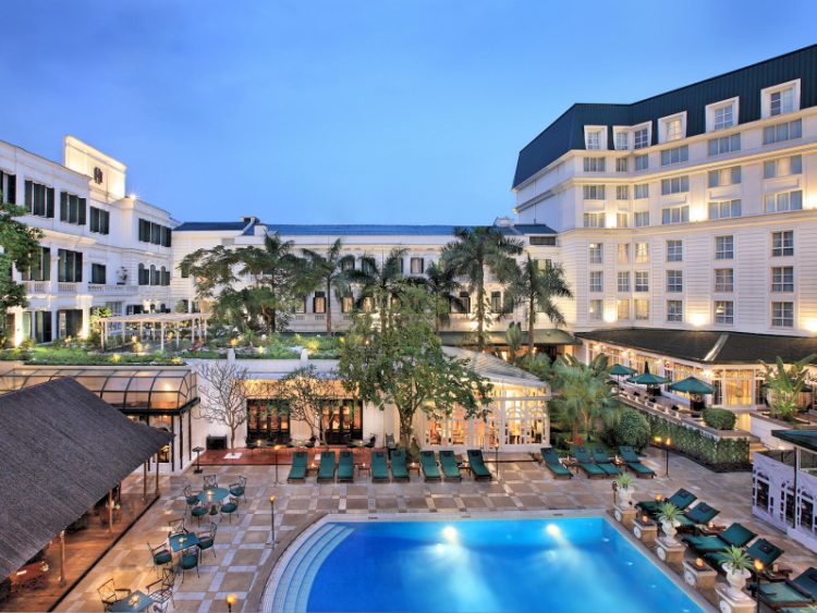 piscina do Sofitel Legend Metropole