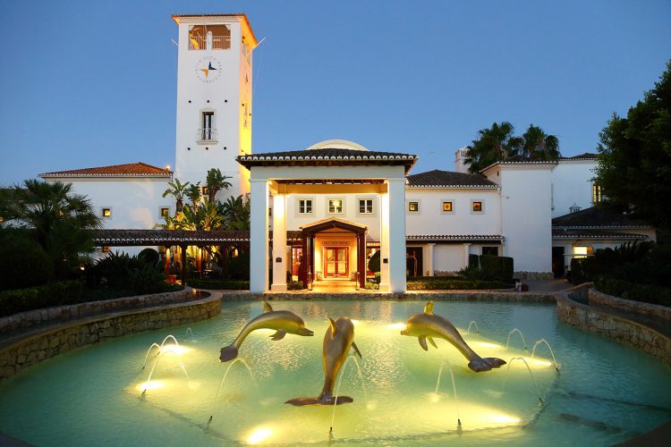Prédio principal do Vila Vita Parc