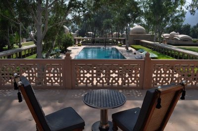 piscina do resort Amanbagh