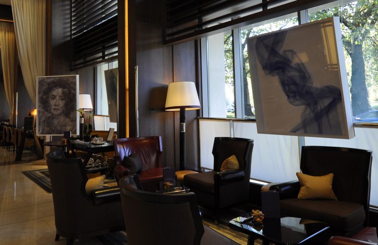 trabalho em tule
