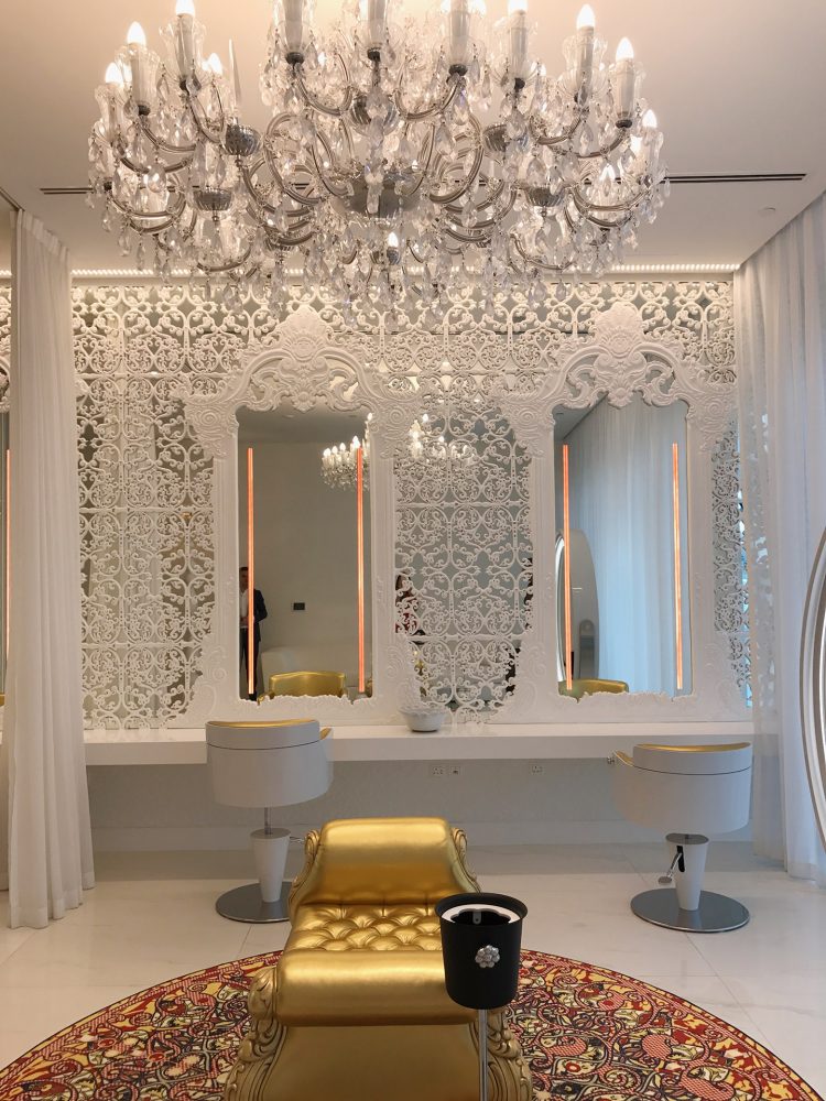 Sala de maquiagem em branco