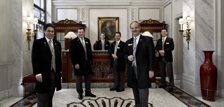 time de concierges do Sacher